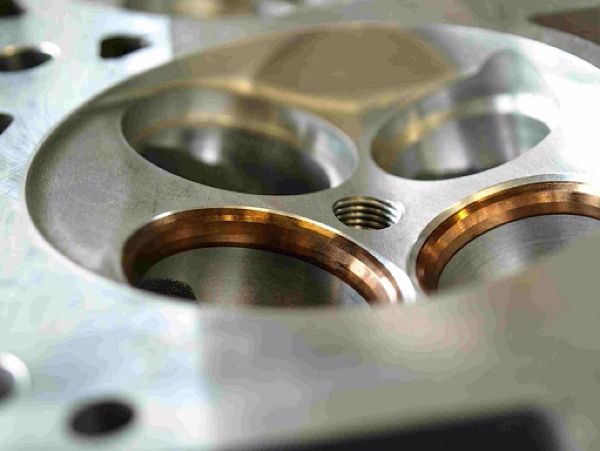 Serdi valve seat cutting close up